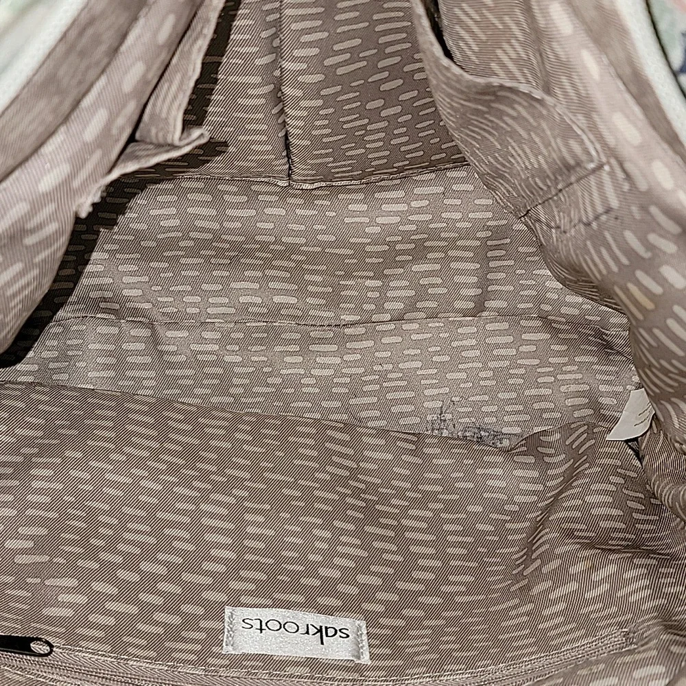 Sakroots zip top tote!  Bird/Meadow pattern.  Super cute. - Picture 8 of 8